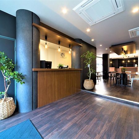 Hirakata Crystal Hotel Buitenkant foto