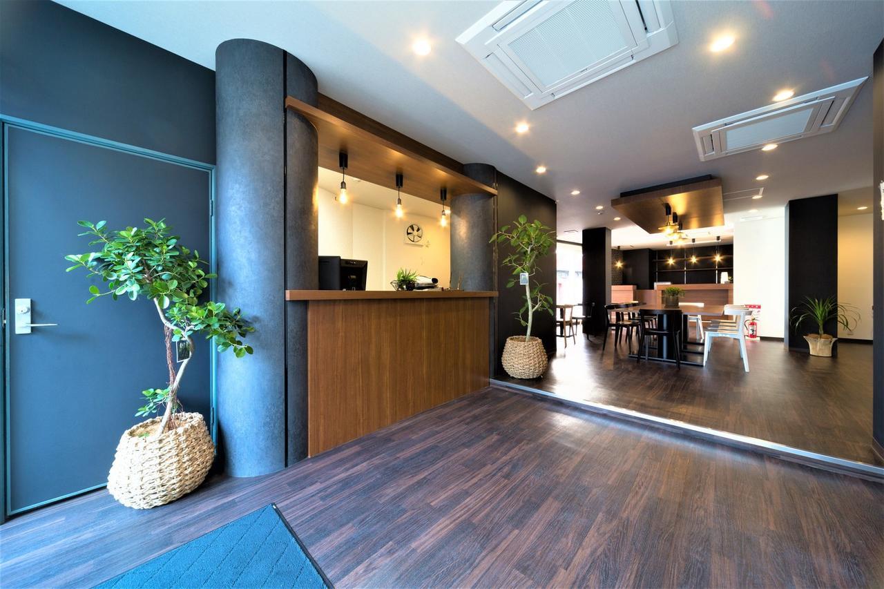 Hirakata Crystal Hotel Buitenkant foto